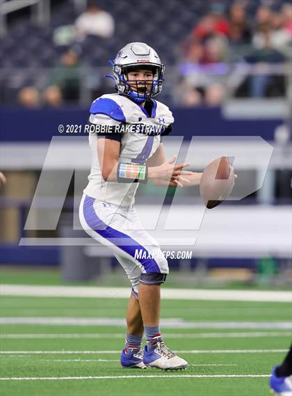 Thumbnail 2 in Westbrook vs. May (UIL Football 1A D1 Finals) photogallery.