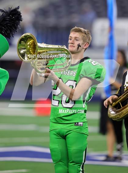 Thumbnail 1 in Westbrook vs. May (UIL Football 1A D1 Finals) photogallery.