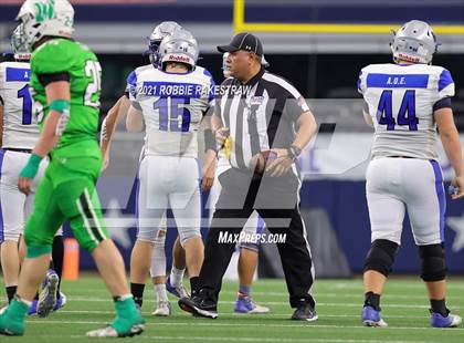Thumbnail 2 in Westbrook vs. May (UIL Football 1A D1 Finals) photogallery.