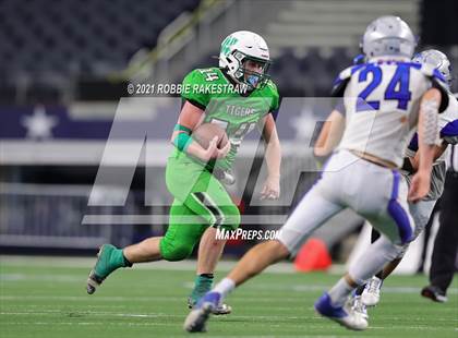 Thumbnail 1 in Westbrook vs. May (UIL Football 1A D1 Finals) photogallery.