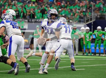 Thumbnail 2 in Westbrook vs. May (UIL Football 1A D1 Finals) photogallery.