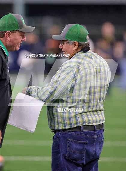 Thumbnail 3 in Westbrook vs. May (UIL Football 1A D1 Finals) photogallery.