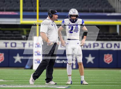 Thumbnail 2 in Westbrook vs. May (UIL Football 1A D1 Finals) photogallery.