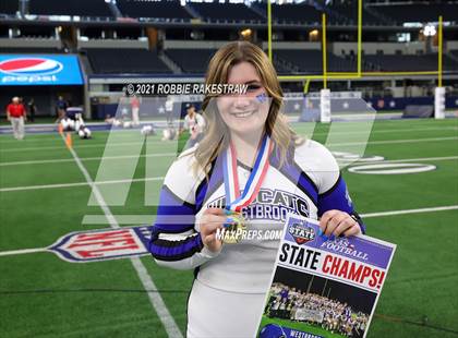 Thumbnail 3 in Westbrook vs. May (UIL Football 1A D1 Finals) photogallery.