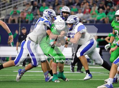 Thumbnail 3 in Westbrook vs. May (UIL Football 1A D1 Finals) photogallery.