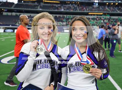 Thumbnail 2 in Westbrook vs. May (UIL Football 1A D1 Finals) photogallery.