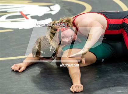 Thumbnail 2 in Fremont Varsity Wrestling Invitational photogallery.