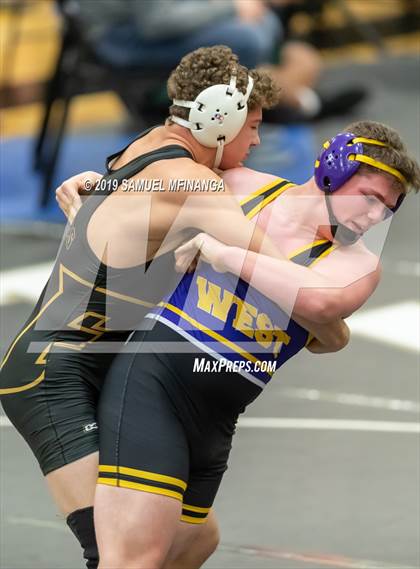 Thumbnail 1 in Fremont Varsity Wrestling Invitational photogallery.