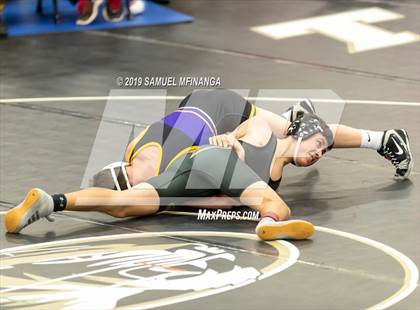 Thumbnail 2 in Fremont Varsity Wrestling Invitational photogallery.