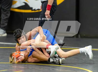 Thumbnail 3 in Fremont Varsity Wrestling Invitational photogallery.