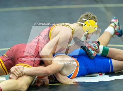 Thumbnail 2 in Fremont Varsity Wrestling Invitational photogallery.