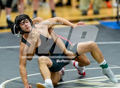 Thumbnail 1 in Fremont Varsity Wrestling Invitational photogallery.