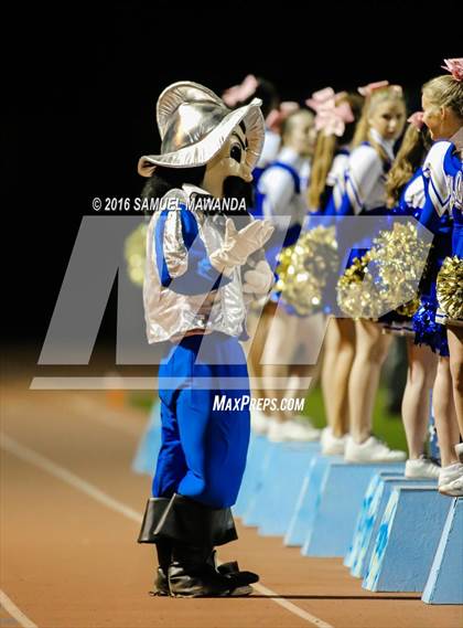 Thumbnail 2 in Chatsworth @ El Camino Real photogallery.