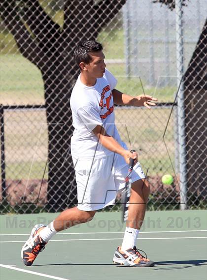 Thumbnail 3 in United @ Uvalde photogallery.