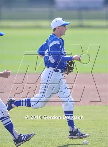 Thumbnail 2 in Trinity @ Midlothian (UIL 6A Bi-District Playoff) photogallery.