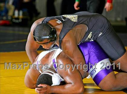 Thumbnail 3 in NYSPHSAA D1 Championships (140-285 Ibs. Finals) photogallery.