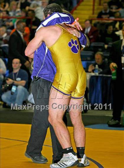 Thumbnail 2 in NYSPHSAA D1 Championships (140-285 Ibs. Finals) photogallery.