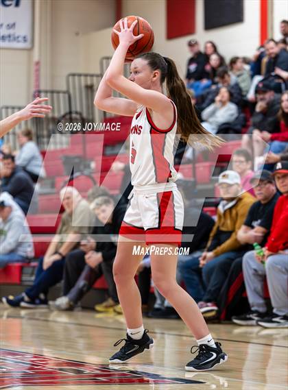 Thumbnail 2 in Logan Elm @ Alexander photogallery.