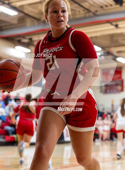 Thumbnail 3 in Logan Elm @ Alexander photogallery.