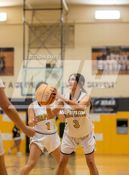 Thumbnail 2 in Mineral County vs. Sierra Sage Academy/ROP (Serpent Classic) photogallery.
