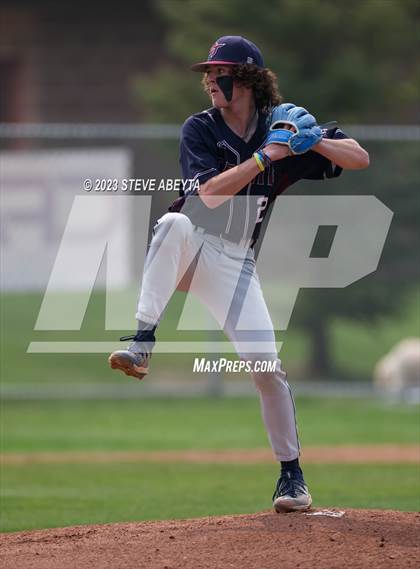 Thumbnail 3 in Pine Creek vs. Cherokee Trail (CHSAA Region 8) photogallery.