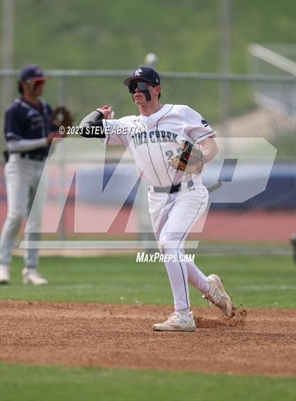 Thumbnail 1 in Pine Creek vs. Cherokee Trail (CHSAA Region 8) photogallery.