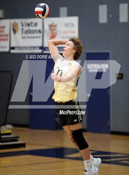 Thumbnail 2 in Del Oro @ Vista del Lago photogallery.