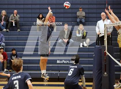 Thumbnail 3 in Del Oro @ Vista del Lago photogallery.
