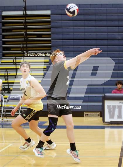Thumbnail 2 in Del Oro @ Vista del Lago photogallery.