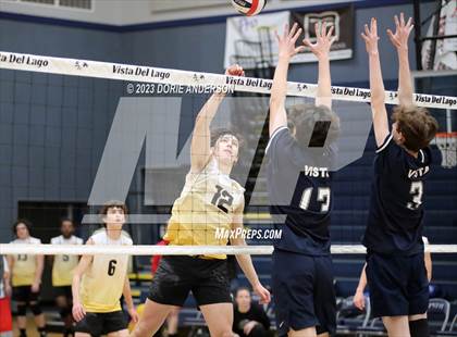 Thumbnail 2 in Del Oro @ Vista del Lago photogallery.