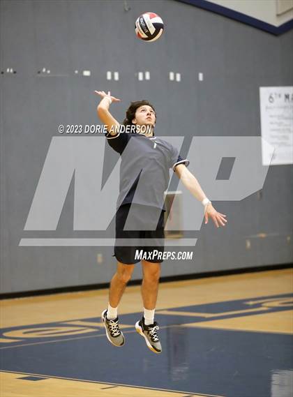 Thumbnail 2 in Del Oro @ Vista del Lago photogallery.