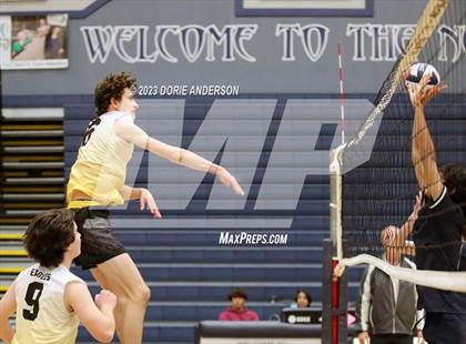Thumbnail 1 in Del Oro @ Vista del Lago photogallery.