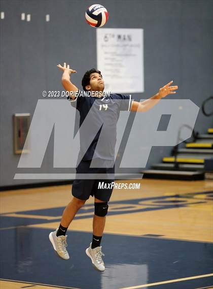 Thumbnail 2 in Del Oro @ Vista del Lago photogallery.