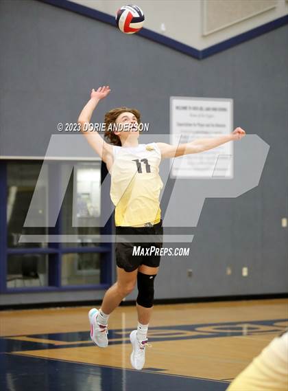 Thumbnail 1 in Del Oro @ Vista del Lago photogallery.