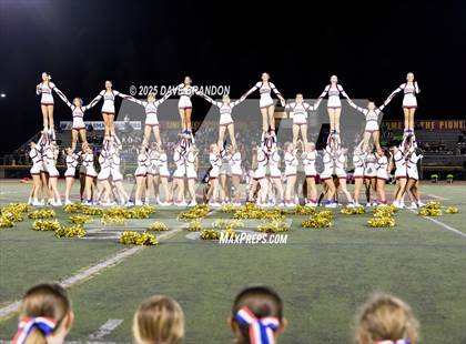 Thumbnail 1 in Thousand Oaks @ Simi Valley photogallery.