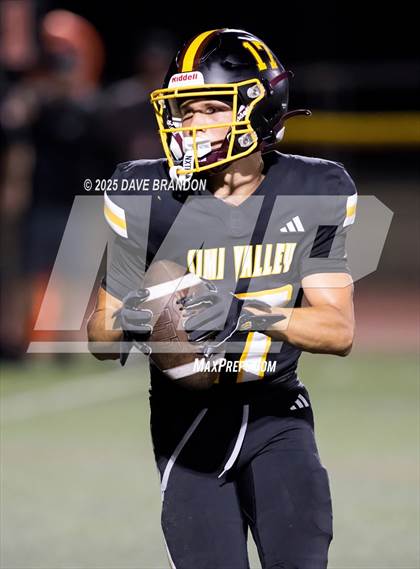 Thumbnail 1 in Thousand Oaks @ Simi Valley photogallery.