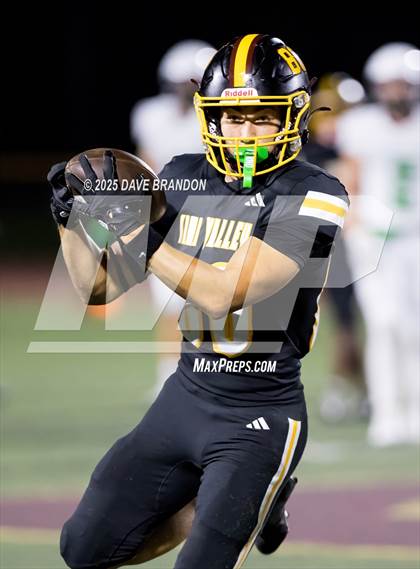 Thumbnail 1 in Thousand Oaks @ Simi Valley photogallery.