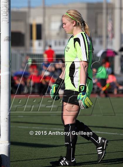 Thumbnail 3 in Scripps Ranch vs. Mater Dei (CIF SoCal Regional D2 Semifinal) photogallery.