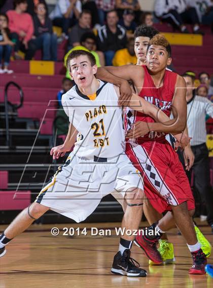 Thumbnail 3 in Plano East vs. Wichita Falls (Fantasy of Lights) photogallery.