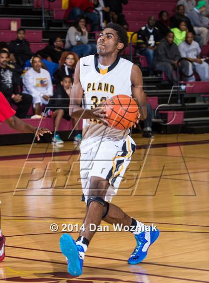 Thumbnail 2 in Plano East vs. Wichita Falls (Fantasy of Lights) photogallery.