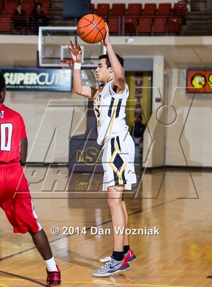 Thumbnail 2 in Plano East vs. Wichita Falls (Fantasy of Lights) photogallery.