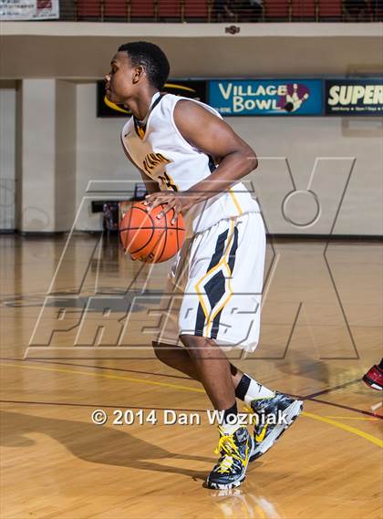 Thumbnail 1 in Plano East vs. Wichita Falls (Fantasy of Lights) photogallery.
