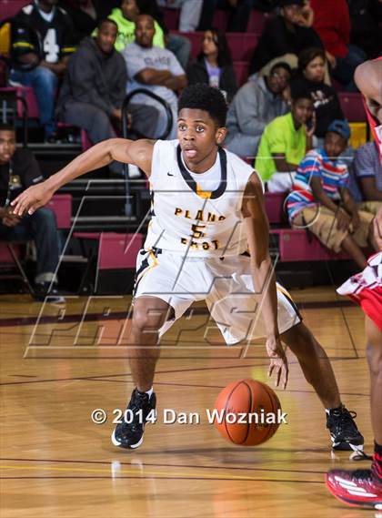 Thumbnail 1 in Plano East vs. Wichita Falls (Fantasy of Lights) photogallery.
