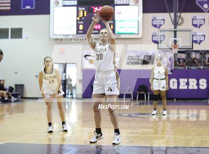 Thumbnail 2 in Stow-Munroe Falls vs. Archbishop Alter (OGBR Classic in the City) photogallery.
