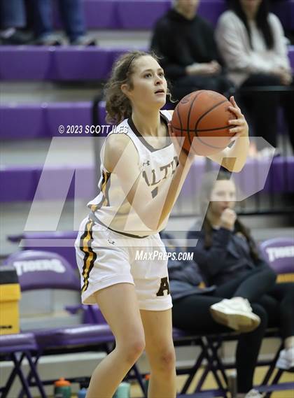 Thumbnail 3 in Stow-Munroe Falls vs. Archbishop Alter (OGBR Classic in the City) photogallery.