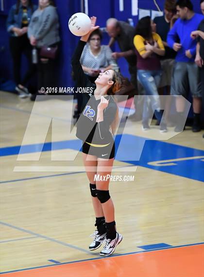 Thumbnail 2 in Fountain Hills vs. Valley Christian (AIA D3 Semifinal) photogallery.