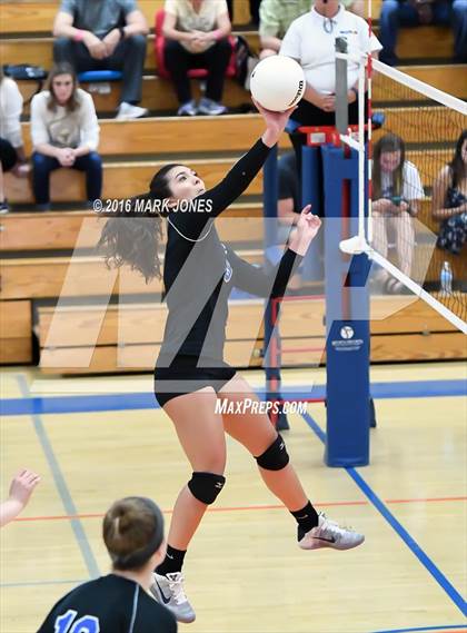 Thumbnail 3 in Fountain Hills vs. Valley Christian (AIA D3 Semifinal) photogallery.