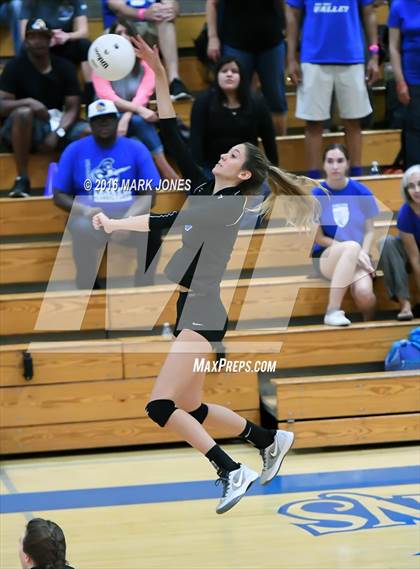 Thumbnail 1 in Fountain Hills vs. Valley Christian (AIA D3 Semifinal) photogallery.
