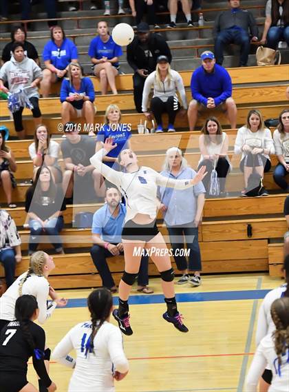 Thumbnail 3 in Fountain Hills vs. Valley Christian (AIA D3 Semifinal) photogallery.