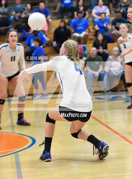 Thumbnail 3 in Fountain Hills vs. Valley Christian (AIA D3 Semifinal) photogallery.